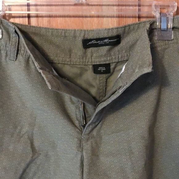 Eddie Bauer Green Diamond Print Cotton Shorts 10 - Picture 6 of 14